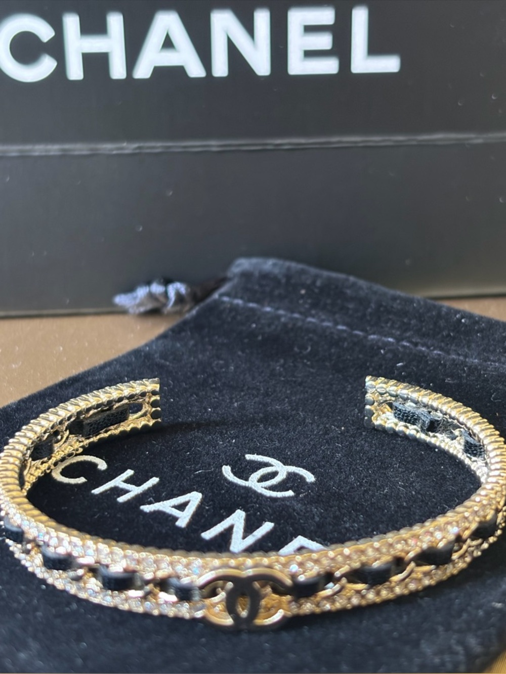 Chanel Gold and black Bangle Bracelet - Picture 2 of 12